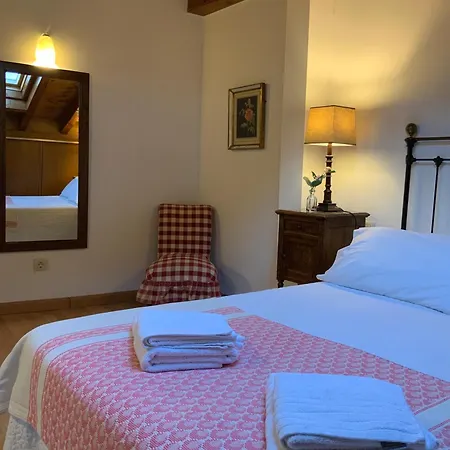 La Plaza De Llanes, Plaza Parres Sobrino, 6 Llanes