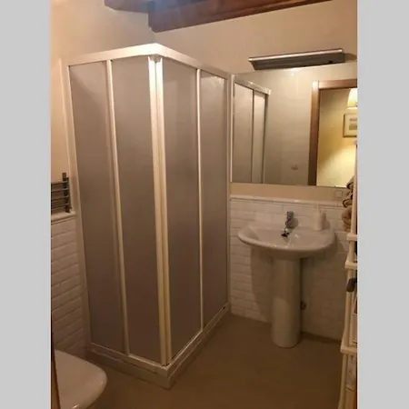 La Plaza De Llanes, Plaza Parres Sobrino, 6 *