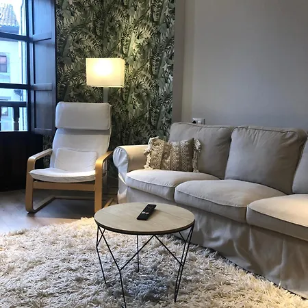 La Plaza De Llanes, Plaza Parres Sobrino, 6 Llanes