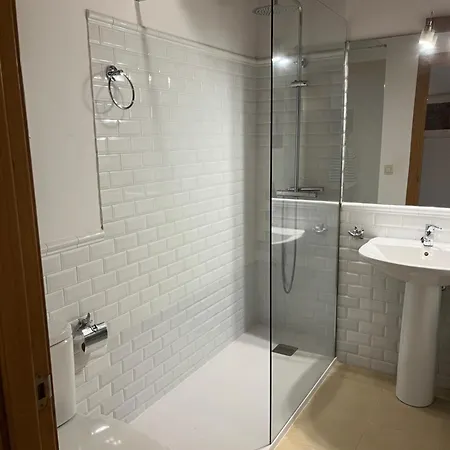 La Plaza De Llanes, Plaza Parres Sobrino, 6 * Llanes