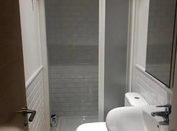 La Plaza De Llanes, Plaza Parres Sobrino, 6 * Llanes