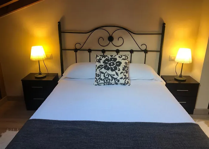 La Plaza De Llanes, Plaza Parres Sobrino, 6 Llanes