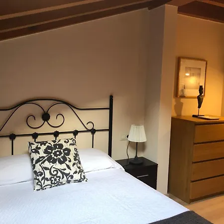 La Plaza De Llanes, Plaza Parres Sobrino, 6 Apartment *